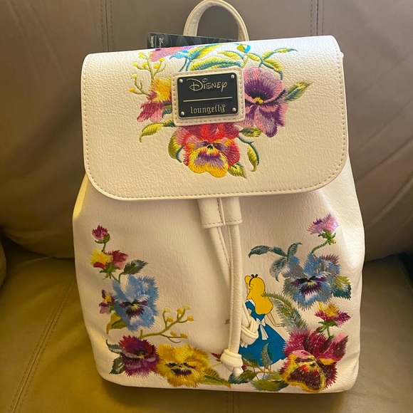 Alice in Wonderland Backpack - Picture 1 of 3